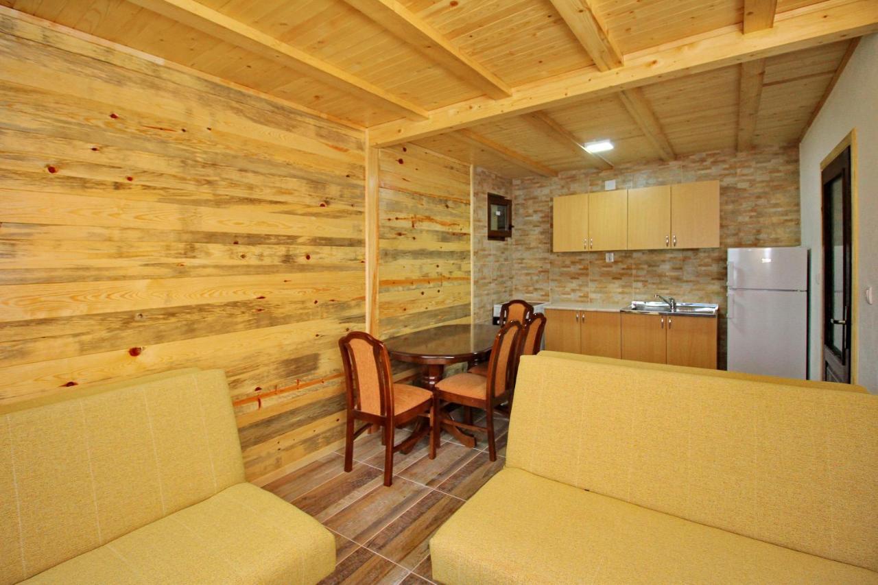 Tara Lake Apartments Jevtici Ngoại thất bức ảnh