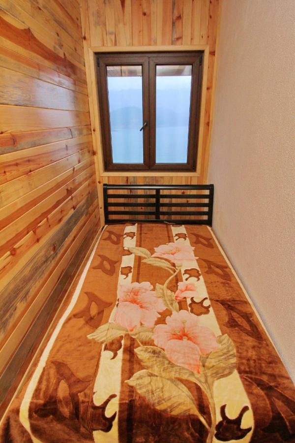 Tara Lake Apartments Jevtici Ngoại thất bức ảnh