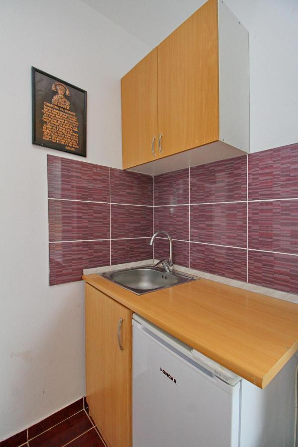 Tara Lake Apartments Jevtici Ngoại thất bức ảnh
