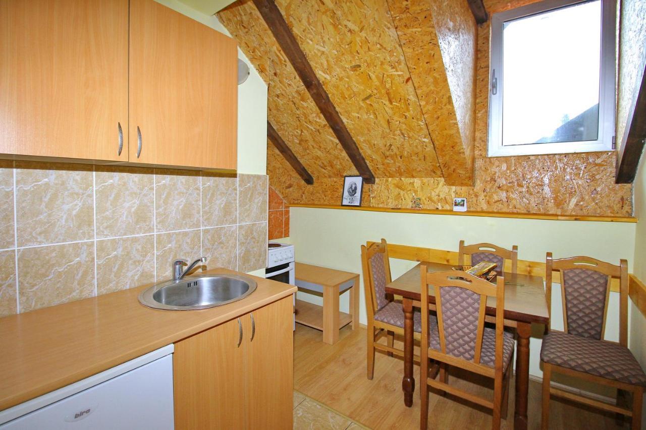 Tara Lake Apartments Jevtici Ngoại thất bức ảnh