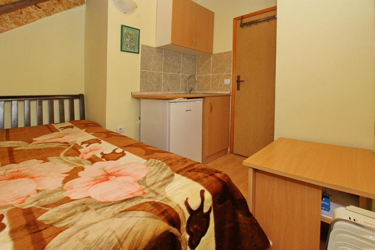 Tara Lake Apartments Jevtici Ngoại thất bức ảnh